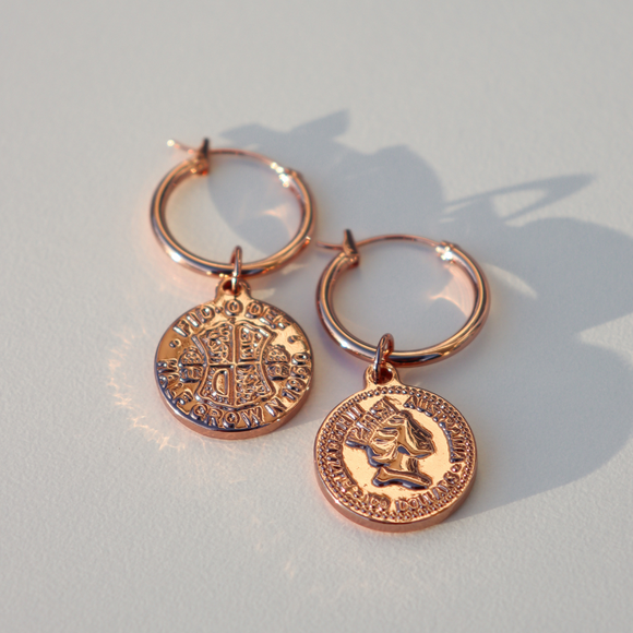 rose gold jewellery for women, rose gold earrings, rose gold necklaces, new zealand designed jewellery for women, rose gold jewellery for everyday, gifts for her gifts for women