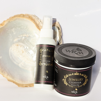 jewellery cleaner, cleaning, clean jewellery, jewelry cleaner, best jewellery cleaner, silver cleaner, polishing cloth for jewellery, high quality jewellery, womens jewellery, nz designer, nz business, nz jewellery, fabuleux vows, fv cleaning product