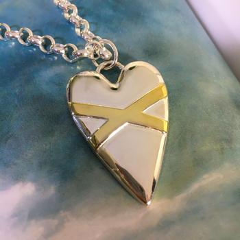 cross my heart, sterling silver, heart, rose gold, yellow gold, heart jewellery, high quality, necklaces, bracelets, earrings, promise, promise jewellery, high quality, nz jewellery, nz designer, nz jewellery