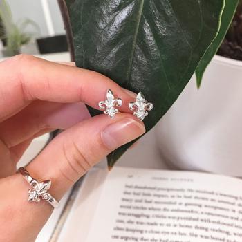 French lily, sterling silver, fleur de lis, silver necklace, silver ring, silver earrings, nz jewellery, womens jewellery, jewellery on sale, good quality jewellery, small business, women owned