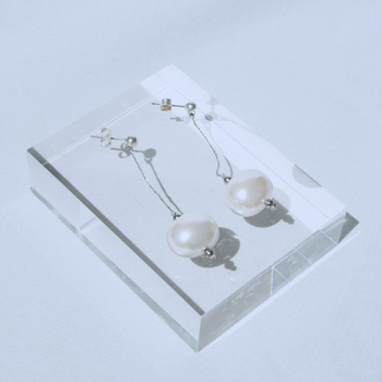 Pearl necklaces, pearl earrings, chain, black cord, adjustable necklace, wedding jewellery, weddings, NZ jewellery, NZ designed, 