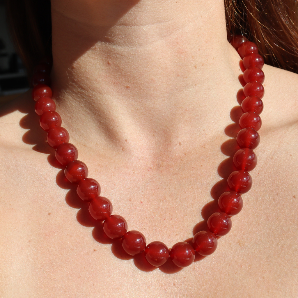 Club Paris Cinnamon Stone Necklace