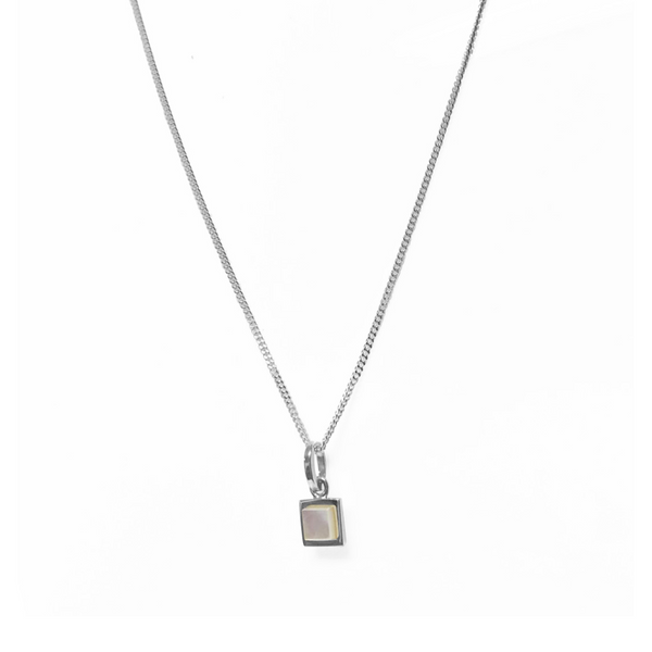 La Stèle Mother Of Pearl Petite Necklace