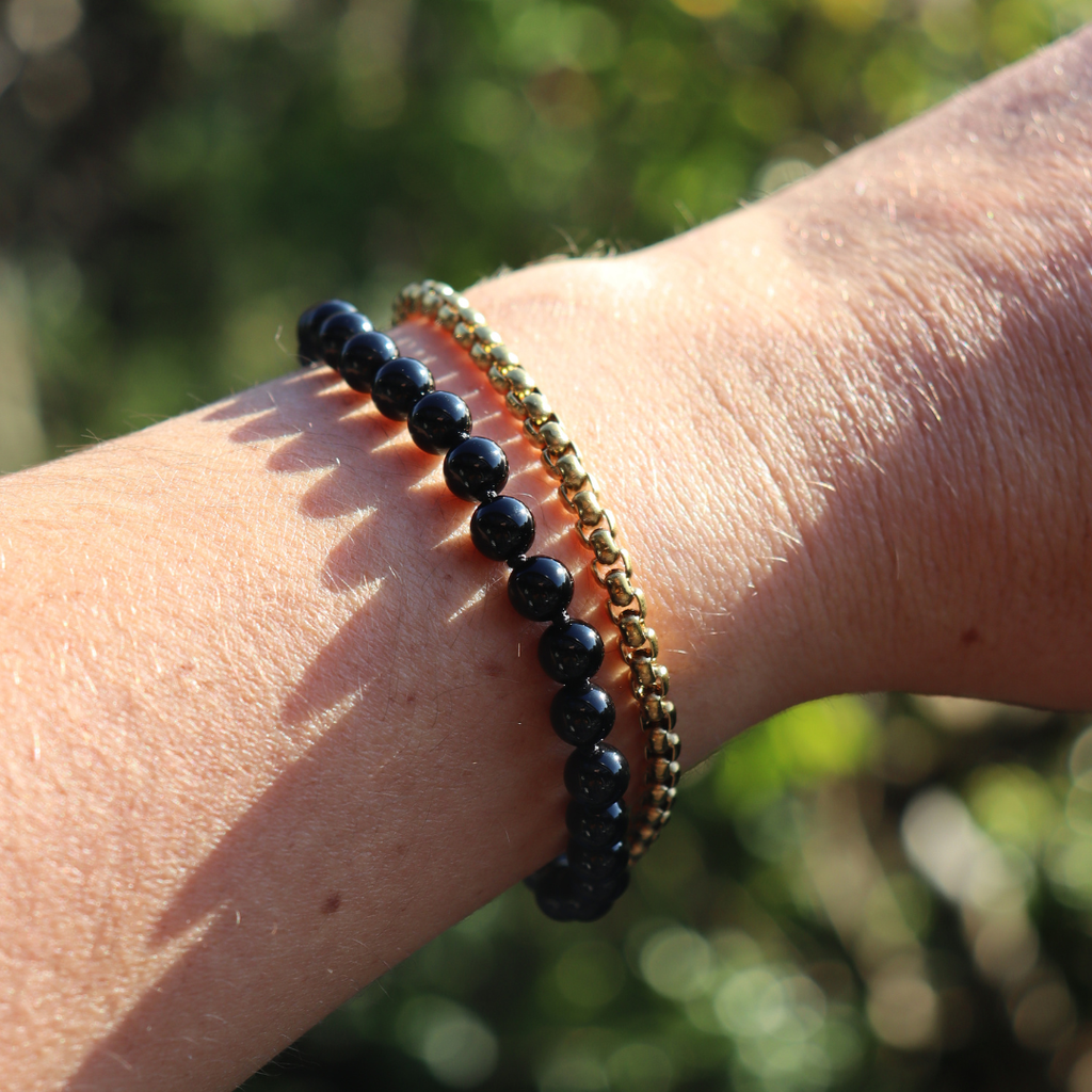 The Black Edit Black Onyx & Yellow Gold Chain Bracelet