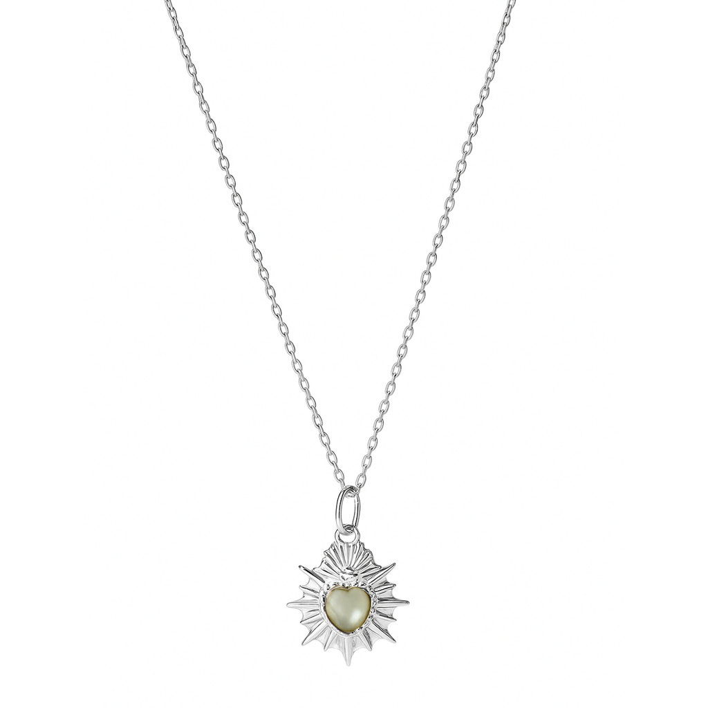 La Stèle Mother of Pearl Heart Necklace