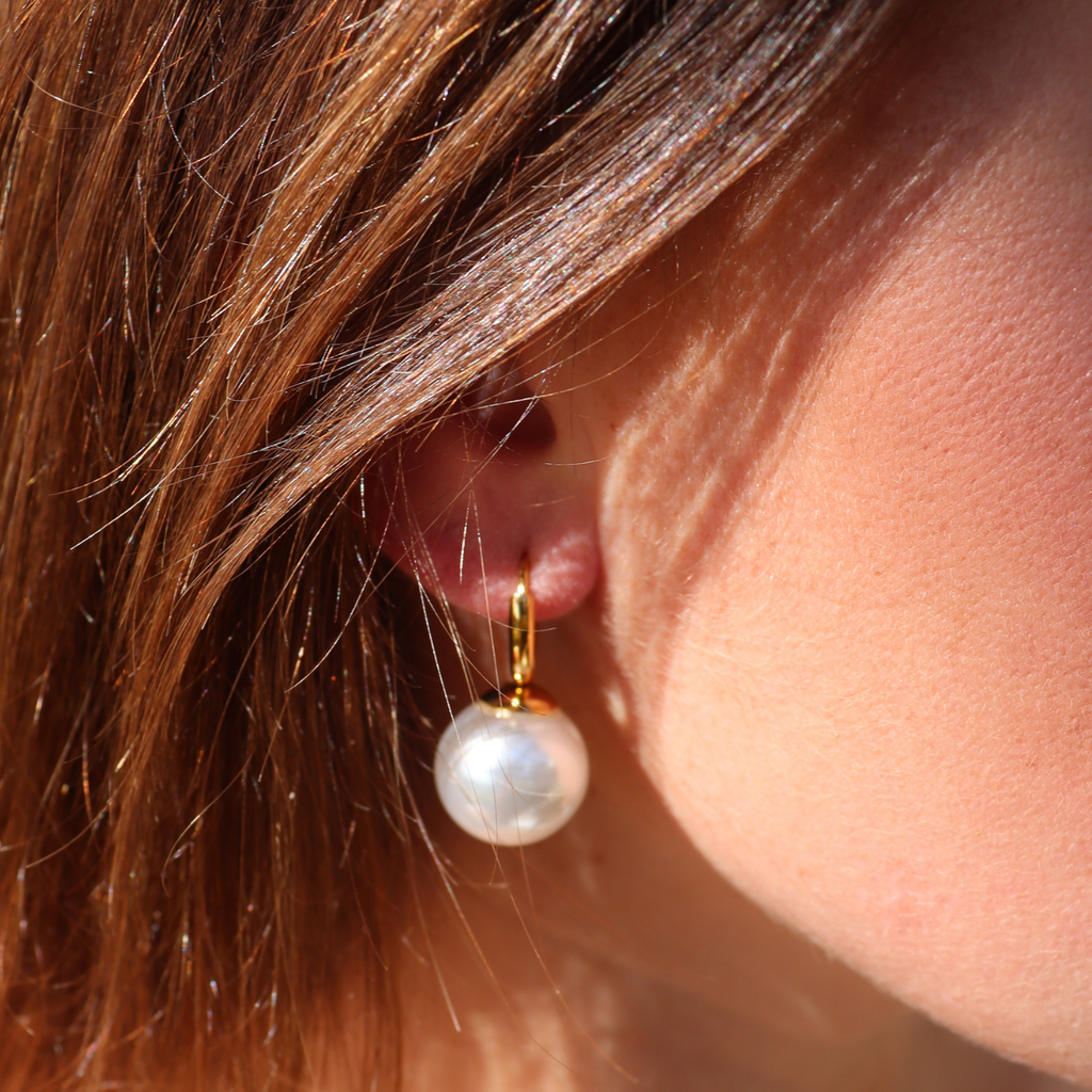 Steel Me Gold Round Pearl Earrings