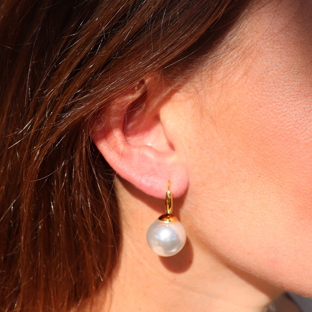 Steel Me Gold Round Pearl Earrings