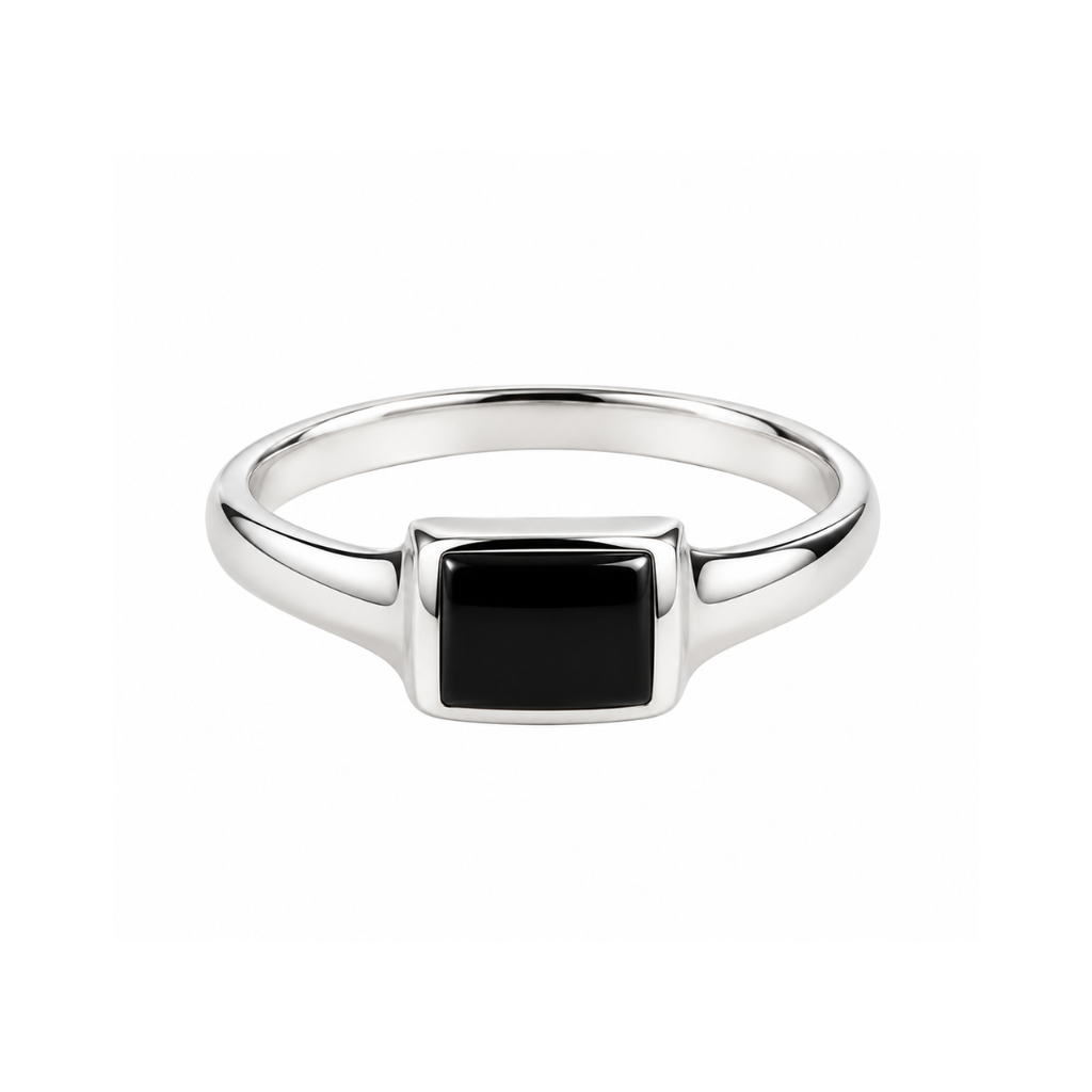 La Stèle Black Onyx Petite Rectangle Ring