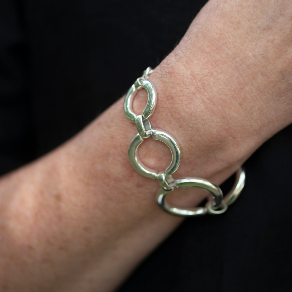 Bijoux Silver Bold Ring Bracelet