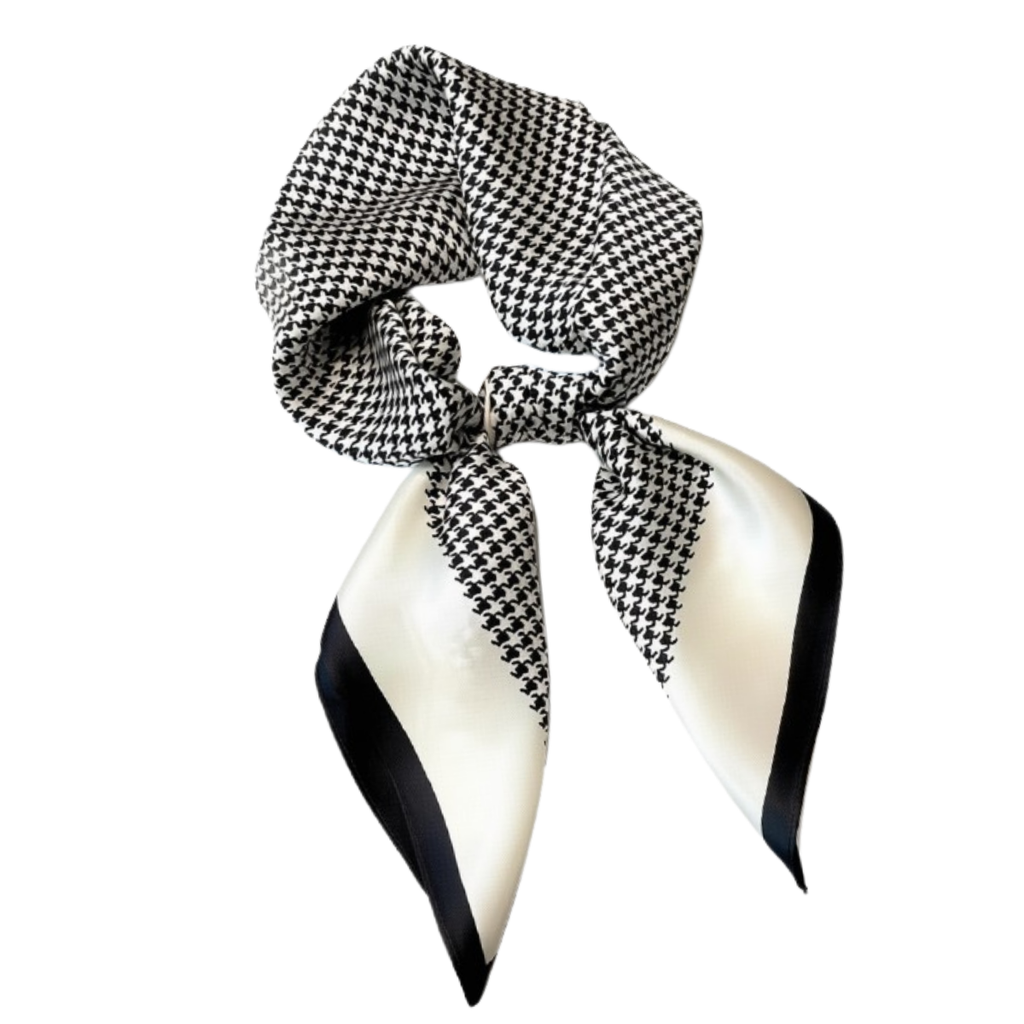 CARTER Classic Houndstooth Scarf