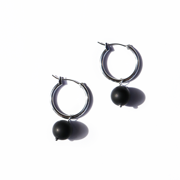 silver hoop with black onyx, black onyx and silver hoop earrings, earrings for women, easy to wear jewellery, fabulous jewellery for women, local nz designer, free shipping nz wide, black onyx jewellery, black jewellery, unique jewellery