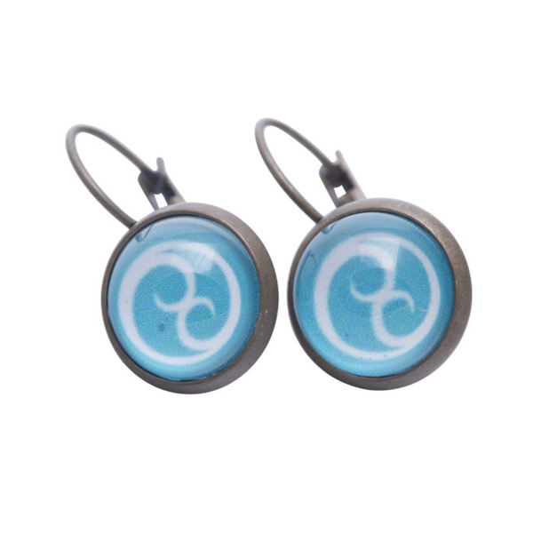 New Zealand made jewellery, New Zealand jewellery, New Zealand icons, hand made jewellery, local jewellery, beautiful jewellery, handmade in New Zealand, nz jewellery, nz designer, nz made, local business, family business, small nz business, stud earrings, blue earrings, blue jewellery, koru, koru earrings