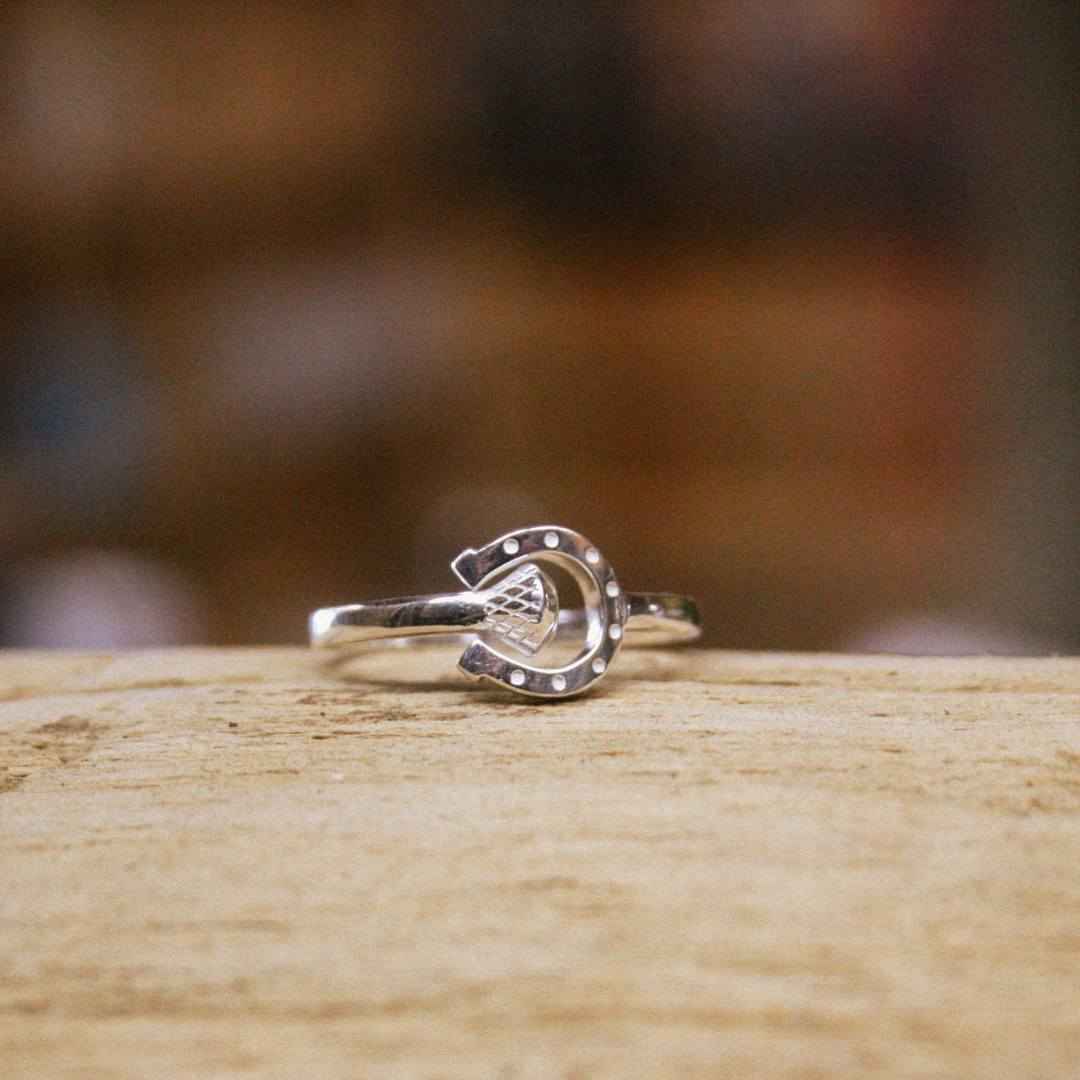 Horseshoe 2025 nail ring