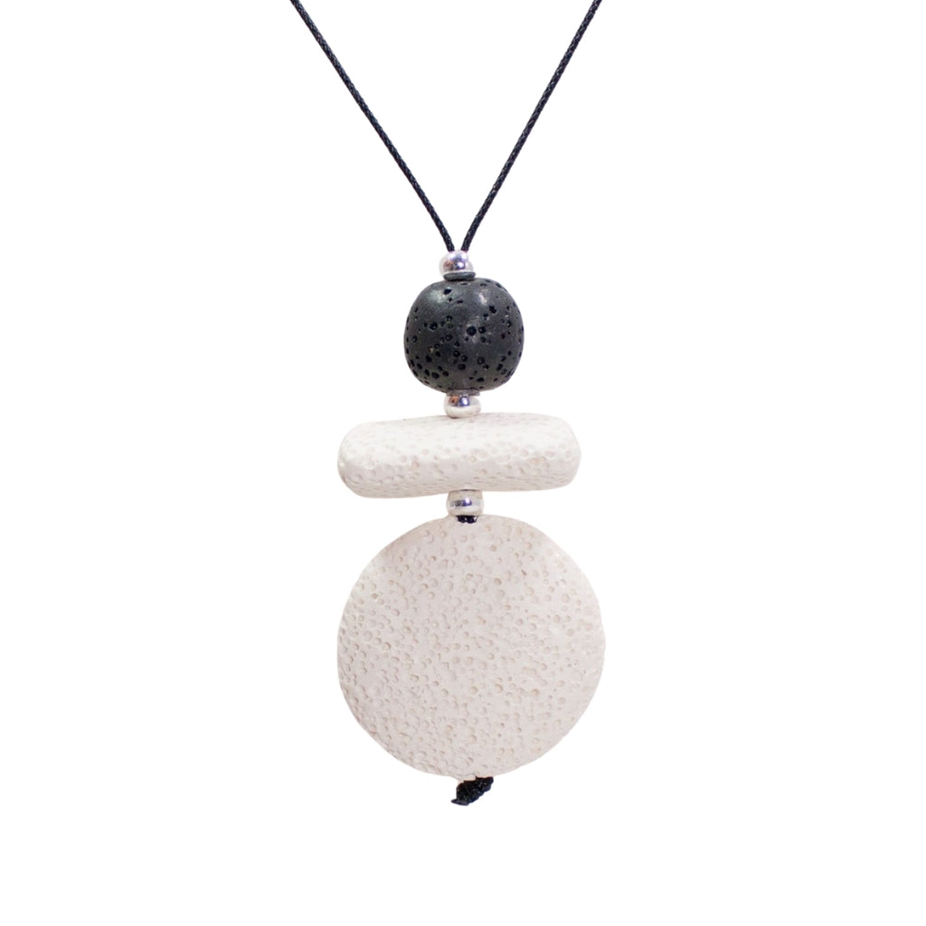 Flo White Small Necklace