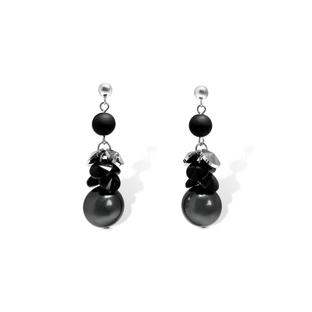 Perle Black Earrings