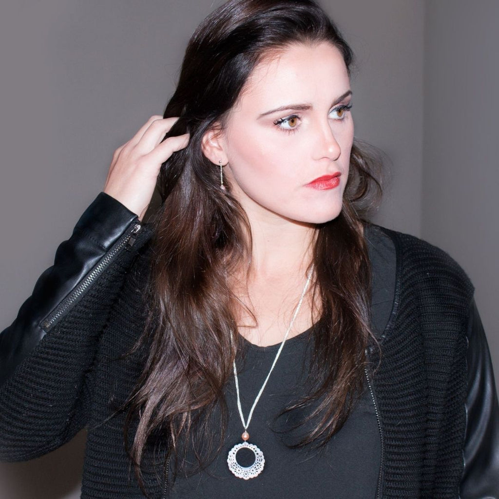 sterling silver necklace, necklace, pink necklace, pearl necklace, mother of pearl, pink mother of pearl, pearls, nz jewellery, jewellery, high quality, nz designer, designed in nz 