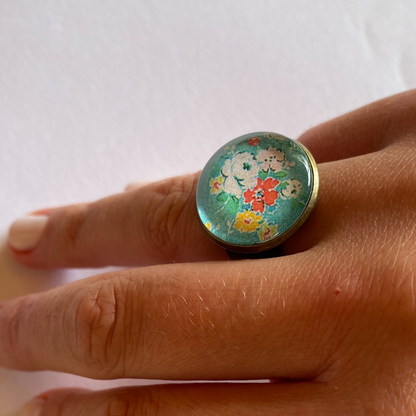 Joli Spring Floral Ring