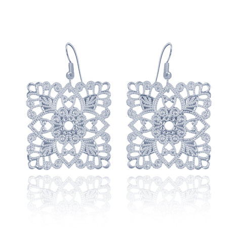 silver square earrings with filigree pattern, silver earrings, light weight silver earrings, fashion earrings, high quality jewellery, auckland designer, affordable earrings, bridal jewellery, beautiful jewellery, new zealand jewellery, new zealand designer