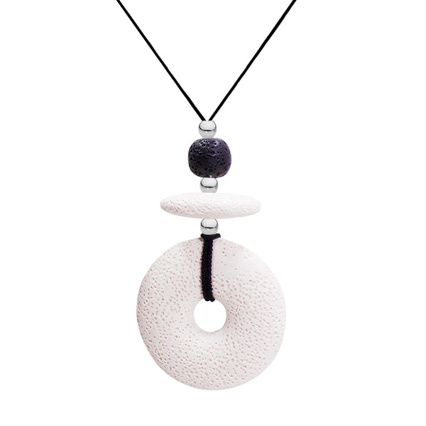 Flo White Large Necklace