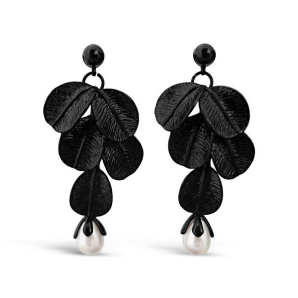 Jewelry, women owned, nz business, shop local, nz jewellery, designed in nz, nz designer, designer jewellery, well made, high quality jewellery, fashion, fashion jewellery, shop local, female owned, fleur, floral jewellery, womens jewellery, gifts for her, gift, present, mothers day, black earrings, black jewellery, black with pearl, stud earrings, large earrings