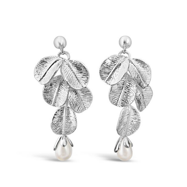 Jewelry, women owned, nz business, shop local, nz jewellery, designed in nz, nz designer, designer jewellery, well made, high quality jewellery, fashion, fashion jewellery, shop local, female owned, fleur, floral jewellery, womens jewellery, gifts for her, gift, present, mothers day, silver earrings, silver jewellery, silver, silver and pearl, stud earrings, large earrings, everyday earrings