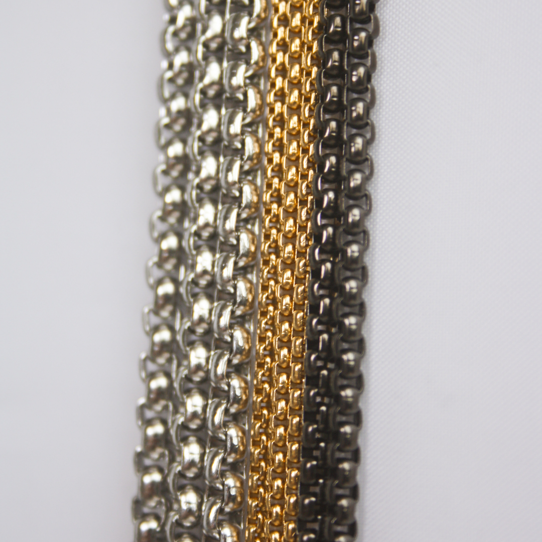 Multi Chain Long Bold Beautiful, NZ Design FV